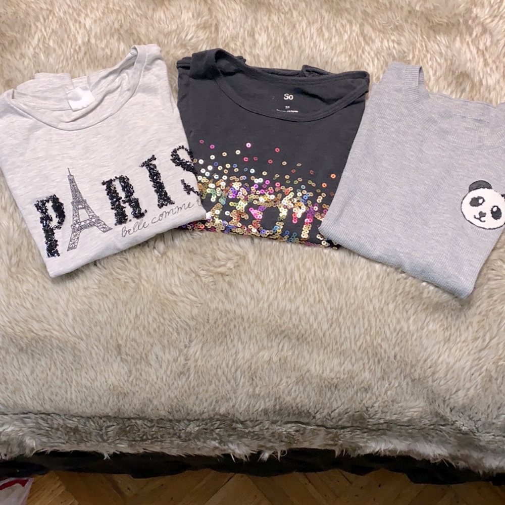 Three girls tee shirts